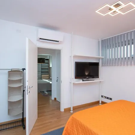 Attico Terrazza Reef Apartment Savona