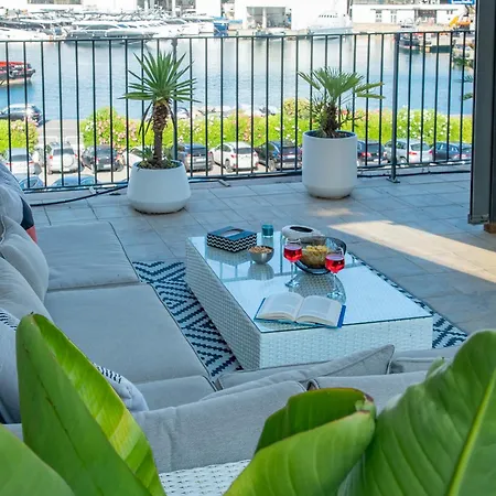 Attico Terrazza Reef Apartment Savona