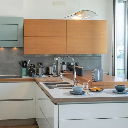 Apartment Attico Terrazza Reef *