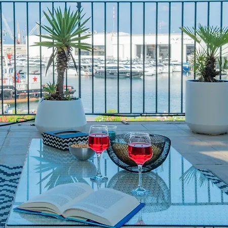 Attico Terrazza Reef Savona